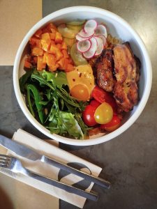 Okupa Kitchen & Listening Bar: από brunch έως late night cocktails, ένα urban hub για κάθε στιγμή της ημέρας 5 Okupa Kitchen & Listening Bar: από brunch έως late night cocktails, ένα urban hub για κάθε στιγμή της ημέρας - FlagInLife