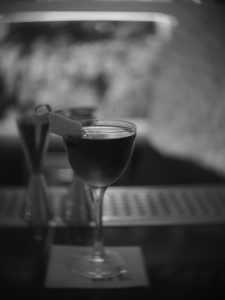 Ark: Cocktail time δίπλα στο κύμα - FlagInLife