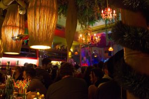 Τα πιο flirty bars της Αθήνας part 3 - FlagInLife