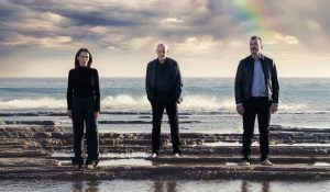 Η Συνάντηση: Για 3η συνεχή χρονιά, ο Γιώργος Κιμούλης επιστρέφει στο Θέατρο Μουσούρη σε ένα ρόλο που καθηλώνει το θεατή - FlagInLife