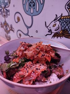 Kitschen: Αναζητώντας την «μπουκιά της καρδιάς» στον Πειραιά 3 Kitschen: Αναζητώντας την «μπουκιά της καρδιάς» στον Πειραιά - FlagInLife