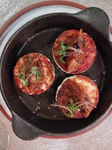 Zohos: Όταν η ξενοδοχειακή κουζίνα γίνεται προσωπική υπόθεση - FlagInLife