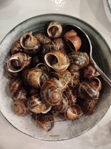 Ρακάκι στην Καισαριανή: Γευστικό ταξίδι στην Κρήτη...χωρίς να φύγεις από την Αθήνα - FlagInLife