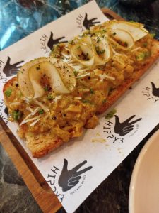 Hippy3: για comfort food στο πιο καλαίσθητο All Day σημείο γεύσης στο Παγκράτι - FlagInLife