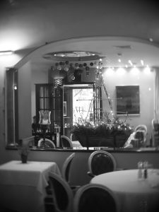 17 Restaurant - Bar: μια διαχρονική αξία στην καρδιά της Αθήνας 3 17 Restaurant - Bar: μια διαχρονική αξία στην καρδιά της Αθήνας - FlagInLife