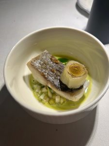 1890 Restaurant: Ένα νέο εστιατόριο δίνει πνοή αρχοντιάς στην οδό Αθηναΐδος - FlagInLife