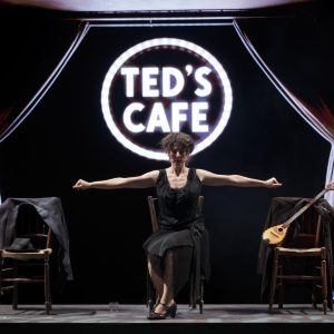 Astoria: το musical που απεικονίζει το γυναικείο ελληνικό όνειρο στη Νέα Υόρκη του Μεσοπολέμου - FlagInLife