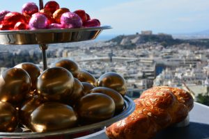 Παραδοσιακό Πάσχα στην πόλη, στο La Suite Lounge Rooftop - FlagInLife