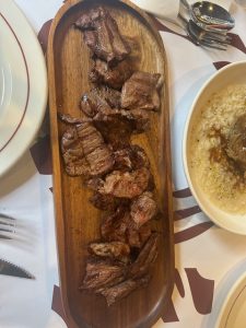 Gastros Athens: Η νέα άφιξη, επί της οδού Αιμιλίου Βεάκη στο Περιστέρι, επαναπροσδιορίζει την έννοια της σύγχρονης ταβέρνας 5 Gastros Athens: Η νέα άφιξη, επί της οδού Αιμιλίου Βεάκη στο Περιστέρι, επαναπροσδιορίζει την έννοια της σύγχρονης ταβέρνας - FlagInLife