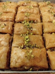 Feyrouz Athens: μια στάση στο Ανατολίτικο σύμπαν του πιο δημοφιλούς street foodάδικου της Αθήνας 6 Feyrouz Athens: μια στάση στο Ανατολίτικο σύμπαν του πιο δημοφιλούς street foodάδικου της Αθήνας - FlagInLife