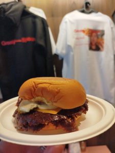 Greasy Spoon Athens: Smash Burgers και diner αισθητική στο Παγκράτι - FlagInLife