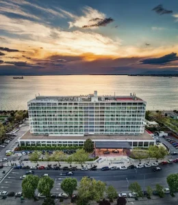 Salonika Restaurant & Bar: Η σύγχρονη ελληνική κουζίνα καθρεφτίζεται στη μαγειρική του Σωτήρη Ευαγγέλου - FlagInLife