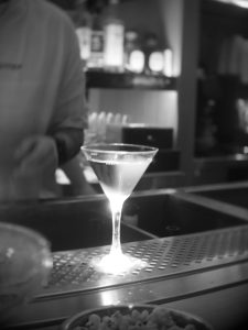 Σούπερ Ντούπερ: Το νέο χαλαρό στέκι του Αλίμου 1 Σούπερ Ντούπερ: Το νέο χαλαρό στέκι του Αλίμου - FlagInLife