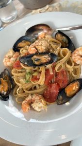 Polpo: Για φρέσκο ψάρι και θαλασσινά απέναντι από τη λαχαναγορά του Ρέντη - FlagInLife