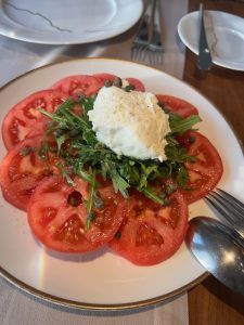 Salonika Restaurant & Bar: Η σύγχρονη ελληνική κουζίνα καθρεφτίζεται στη μαγειρική του Σωτήρη Ευαγγέλου - FlagInLife