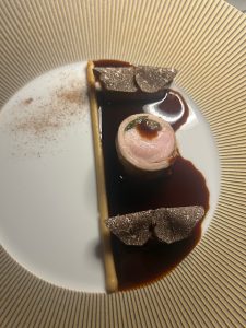 Tudor Hall: Μαγειρική επιπέδου στο πιο κλασάτο roof top της Αθήνας - FlagInLife