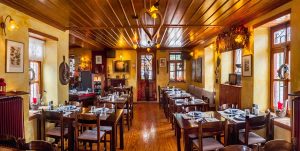 Τα καλύτερα τραπέζια στα Ζαγοροχώρια! - FlagInLife