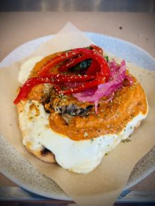 Poster Θεσσαλονίκης: Επανεκκίνηση με νέα ταυτότητα και έμφαση στη γεύση - FlagInLife