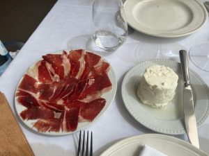 Λισαβόνα: Η «Πόλη του Οδυσσέα» που είναι χτισμένη πάνω σε 7 λόφους 11 Λισαβόνα: Η «Πόλη του Οδυσσέα» που είναι χτισμένη πάνω σε 7 λόφους - FlagInLife