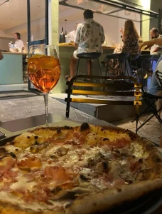 Τέσσερις pizza προορισμοί που αλλάζουν το γαστρονομικό χάρτη της Αθήνας 3 Τέσσερις pizza προορισμοί που αλλάζουν το γαστρονομικό χάρτη της Αθήνας - FlagInLife