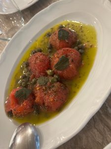 Synaxis Taverna: Αυθεντικές γεύσεις σε μια φροντισμένη ταβέρνα στη Βουλιαγμένη - FlagInLife