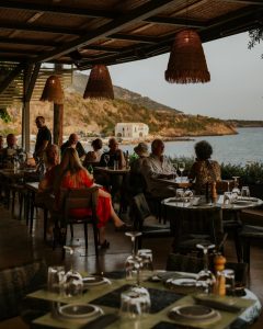 Tikla Cuzina & Wine Bar: Εκλεπτυσμένες γεύσεις και μια προσεγμένη wine list στο λιμανάκι της Καρδαμύλης 2 Tikla Cuzina & Wine Bar: Εκλεπτυσμένες γεύσεις και μια προσεγμένη wine list στο λιμανάκι της Καρδαμύλης - FlagInLife