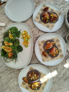 Helios Poolside Restaurant: Ο Enrique Fernandez υπογράφει ένα μενού που φέρνει τη σύγχρονη Latin American κουζίνα δίπλα στην πισίνα του Four Seasons Astir Palace - FlagInLife
