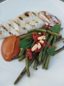 Hill Athens Restaurant: Όταν η θέα συναντά την ουσία στην καρδιά του Θησείου - FlagInLife