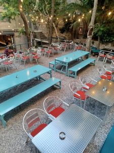 ΚΛΑΚΑΖ: Η νέα ζωή του θρυλικού χώρου της Αβραμιώτου - FlagInLife