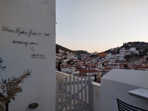 Hydra Icons Inspired Living: Ένα boutique ξενοδοχείο στην Ύδρα που συνδυάζει αισθητική, αυθεντικότητα και πολυτέλεια - FlagInLife