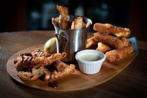 La Piazza Restaurant & Pub: Ένας αξιόλογος χώρος για αλλαγή παραστάσεων - FlagInLife