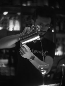 Parrot's Beak: το πιο απρόσμενο cocktail ταξίδι ξεκινά από το Διδυμότειχο 1 Parrot's Beak: το πιο απρόσμενο cocktail ταξίδι ξεκινά από το Διδυμότειχο - FlagInLife