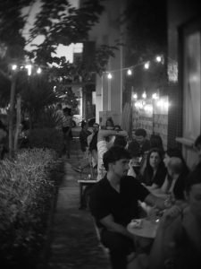 Felicità - Aperitivo & Wine Bar: Η πιο νόστιμη εκδοχή της ευτυχίας - FlagInLife