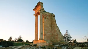 Κύπρος: Τα εστιατόρια και οι γεύσεις που αξίζει να ανακαλύψεις στις διακοπές σου - FlagInLife