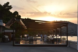 Toroneo Restaurant: Ψαροφαγία υψηλού επιπέδου στο Miraggio Thermal Spa Resort στη Χαλκιδική - FlagInLife