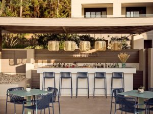 Vathi Cove Luxury Resort & Spa: Το μυστικό καταφύγιο της Θάσου - FlagInLife
