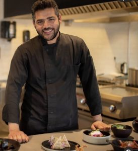 Verde Ruga Restaurant: Η σύγχρονη γαστρονομική ταυτότητα της Ζακύνθου μέσα σε έναν ελαιώνα αιώνων 2 Verde Ruga Restaurant: Η σύγχρονη γαστρονομική ταυτότητα της Ζακύνθου μέσα σε έναν ελαιώνα αιώνων - FlagInLife