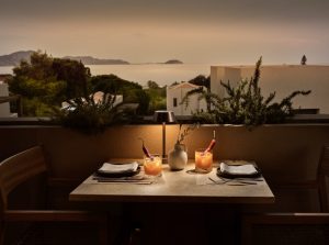 Verde Ruga Restaurant: Η σύγχρονη γαστρονομική ταυτότητα της Ζακύνθου μέσα σε έναν ελαιώνα αιώνων 1 Verde Ruga Restaurant: Η σύγχρονη γαστρονομική ταυτότητα της Ζακύνθου μέσα σε έναν ελαιώνα αιώνων - FlagInLife