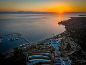 Toroneo Restaurant: Ψαροφαγία υψηλού επιπέδου στο Miraggio Thermal Spa Resort στη Χαλκιδική - FlagInLife
