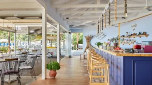 Parga Beach Resort: Ένα θέρετρο πάνω στην θάλασσα, συνδυάζει τη χαλάρωση με τη γαστρονομία - FlagInLife