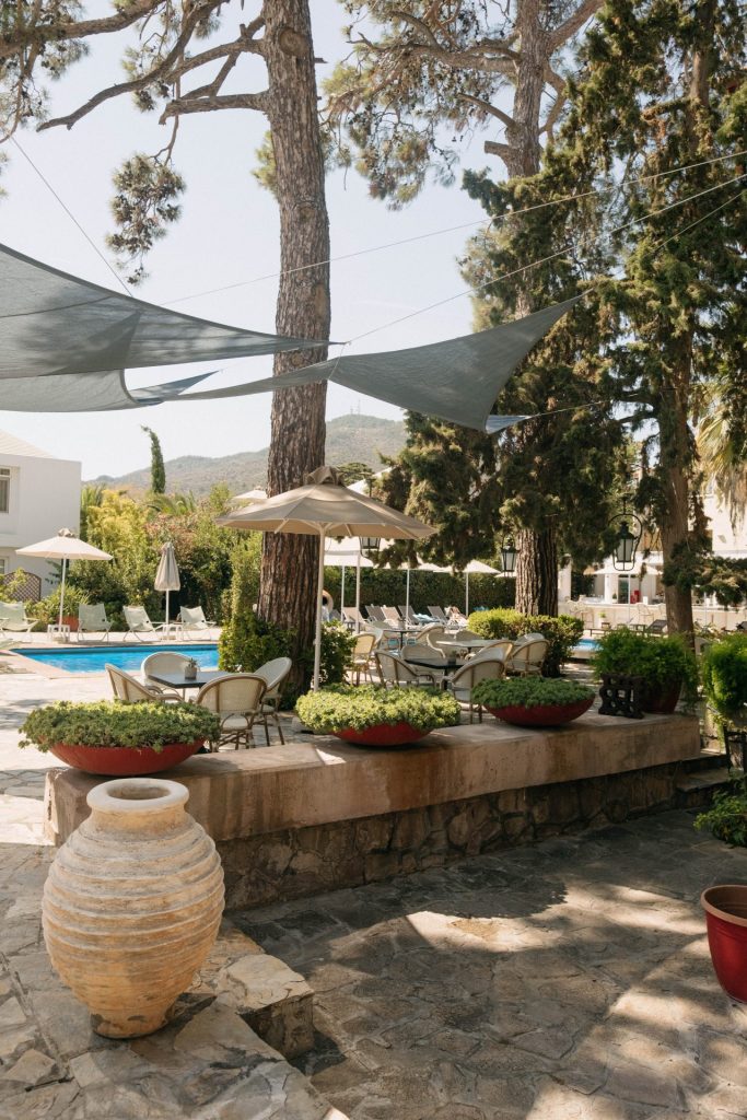 Loriet Hotel: Η αρχοντική φιλοξενία της παλιάς Μυτιλήνης 6 Loriet Hotel: Η αρχοντική φιλοξενία της παλιάς Μυτιλήνης - FlagInLife