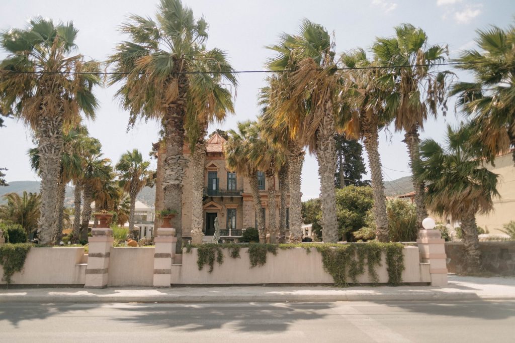 Loriet Hotel: Η αρχοντική φιλοξενία της παλιάς Μυτιλήνης 1 Loriet Hotel: Η αρχοντική φιλοξενία της παλιάς Μυτιλήνης - FlagInLife