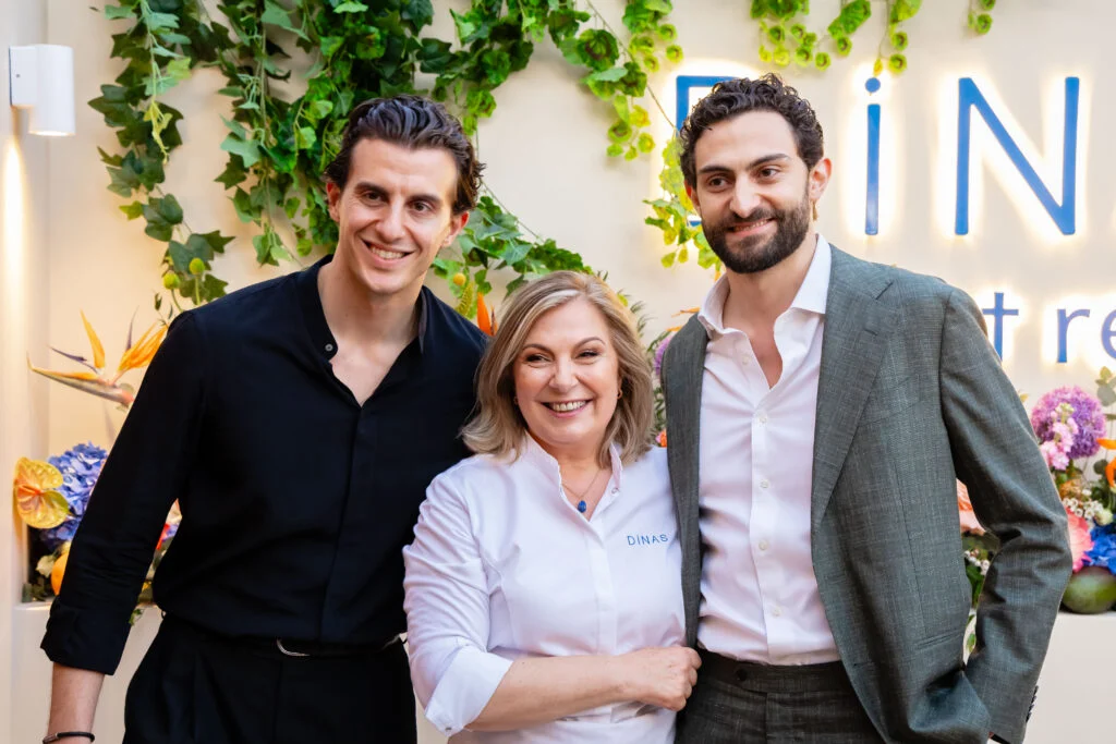 DINAS eat real: Η Ντίνα Νικολάου φέρνει το fast casual dining σε νέα εποχή στην Αθήνα - FlagInLife