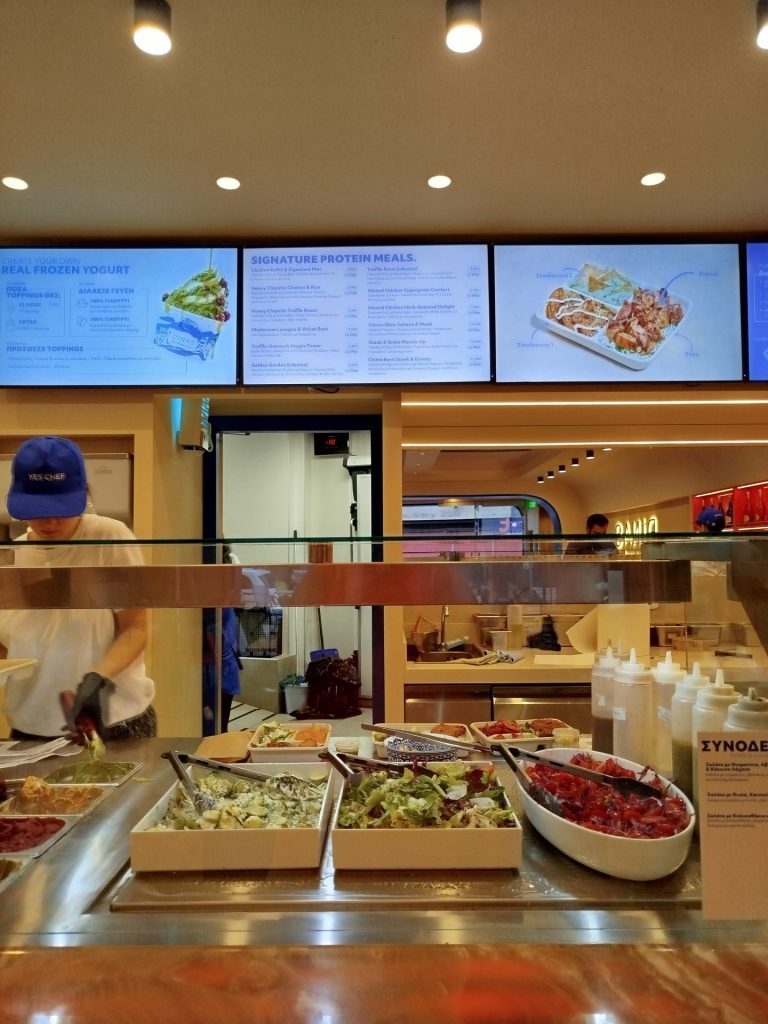 DINAS eat real: Η Ντίνα Νικολάου φέρνει το fast casual dining σε νέα εποχή στην Αθήνα - FlagInLife