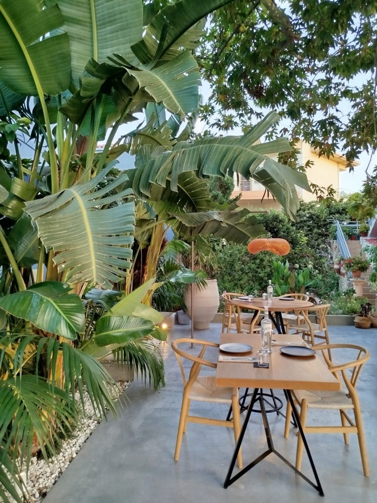 Phiλema Restaurant στον Μύτικα Πρέβεζας: Μια γαστρονομική έκπληξη στο Ιόνιο - FlagInLife