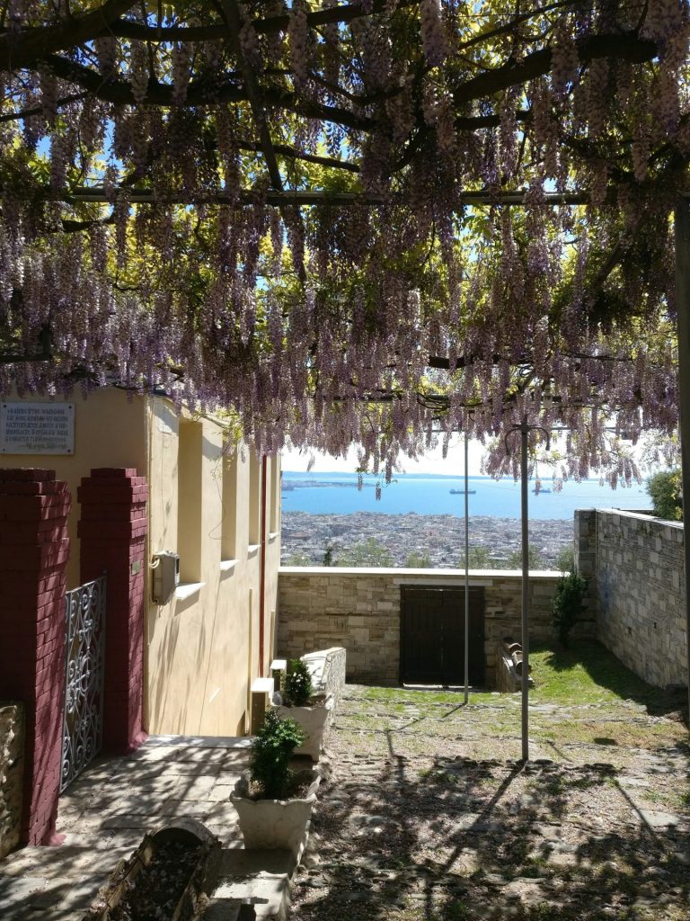 Βλέποντας τα Κάστρα της Θεσσαλονίκης με τη ματιά ενός επισκέπτη - FlagInLife