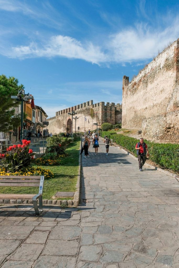 Βλέποντας τα Κάστρα της Θεσσαλονίκης με τη ματιά ενός επισκέπτη - FlagInLife