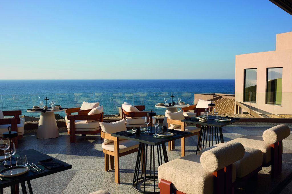 Oros Luxury Beach Resort: Ένας νέος γαστρονομικός προορισμός στην Επισκοπή Ρεθύμνου 1 Oros Luxury Beach Resort: Ένας νέος γαστρονομικός προορισμός στην Επισκοπή Ρεθύμνου - FlagInLife