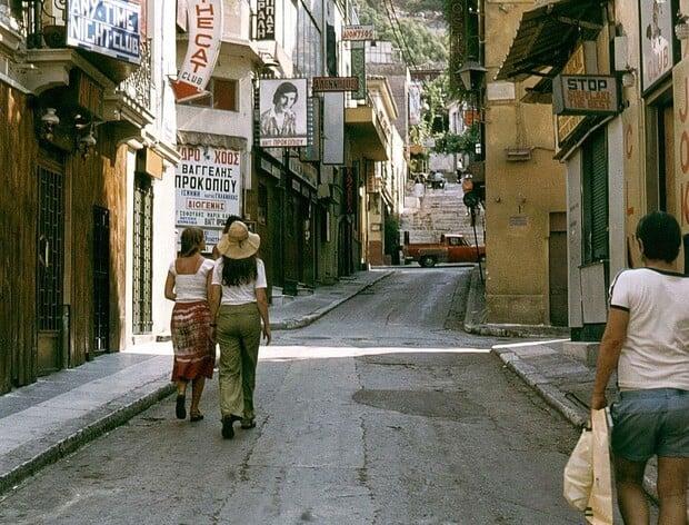 Η ιστορία των 50 χρόνων που άλλαξαν την Ελληνική εστίαση | Μέρος I - FlagInLife