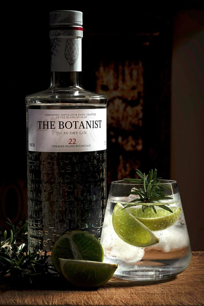 Gin Cocktails στο σπίτι: 3 εύκολες συνταγές για να παρατείνουμε το καλοκαίρι - FlagInLife
